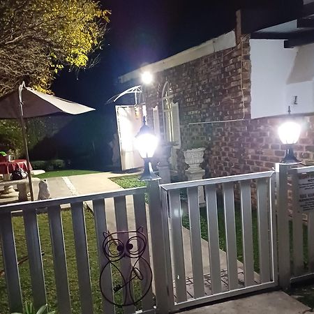 Spruitjie-Roer-My-Nie Apartman Potchefstroom Kültér fotó